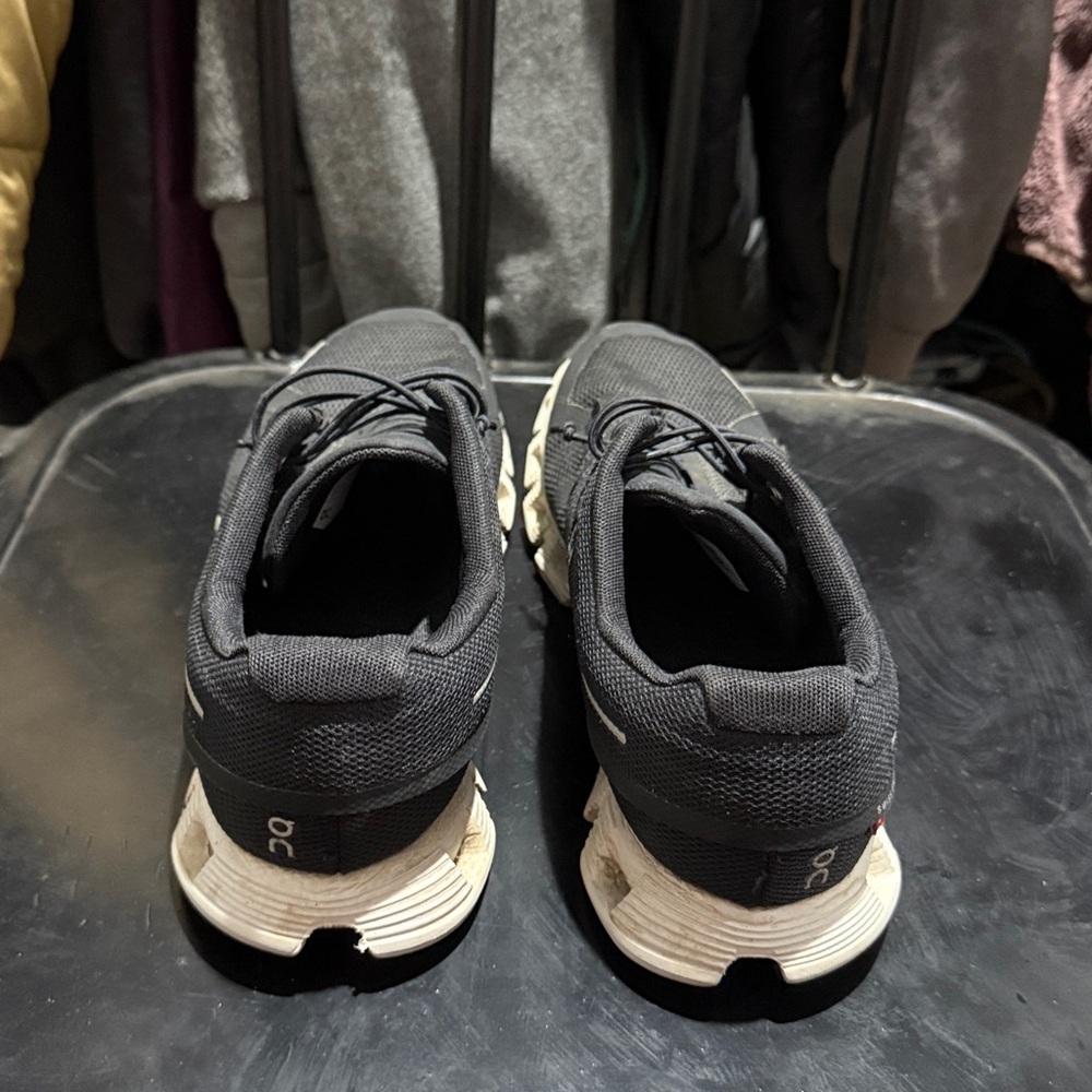 On Cloud 5 - image 4